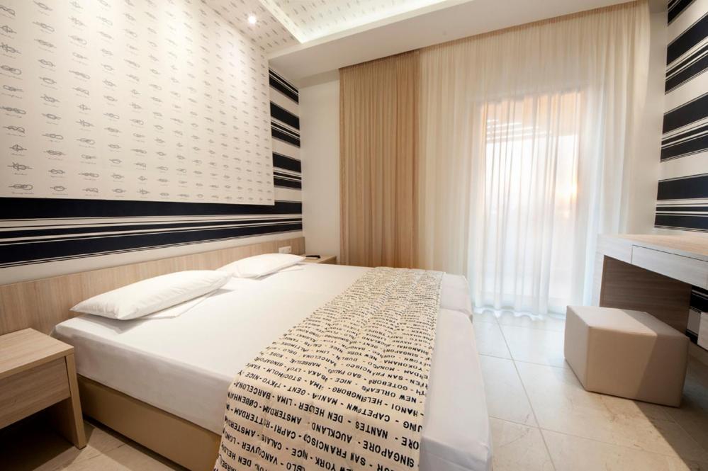 Aparthotel Louloudis Fresh-Adults Only à Skala Rachoni  Chambre photo